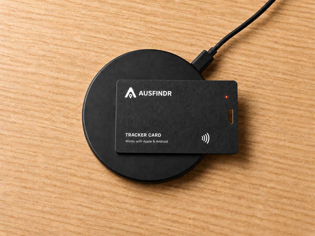 Tracker card alignment on charger